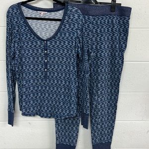VICTORIA'S SECRET VS Blue Silver Zig Zag Long Sleeve Thermal Pajama Set SizeXL